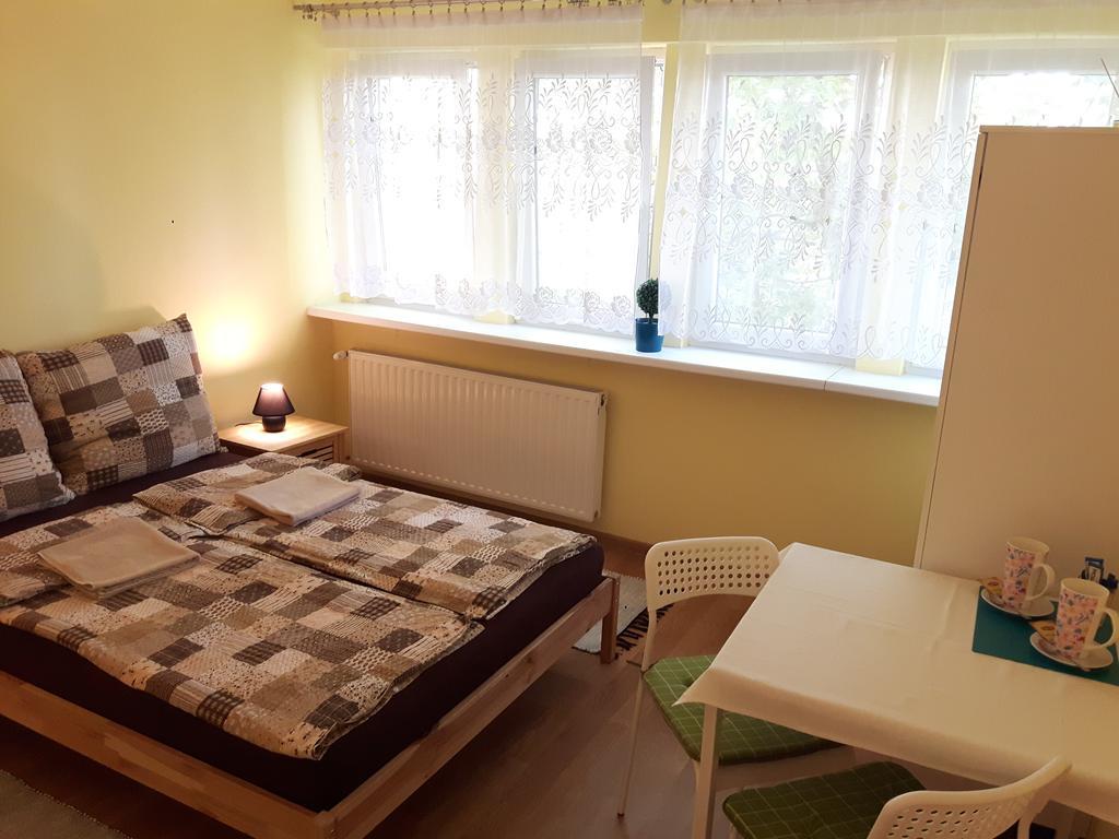 Slowicza Hotel Varsó Kültér fotó