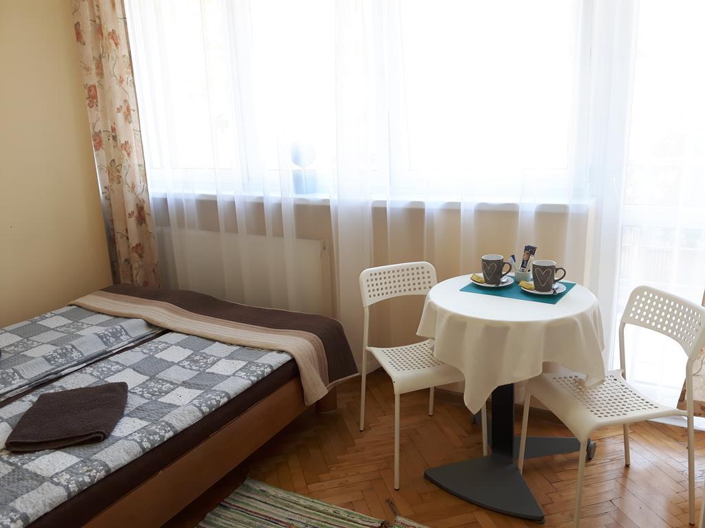 Slowicza Hotel Varsó Kültér fotó